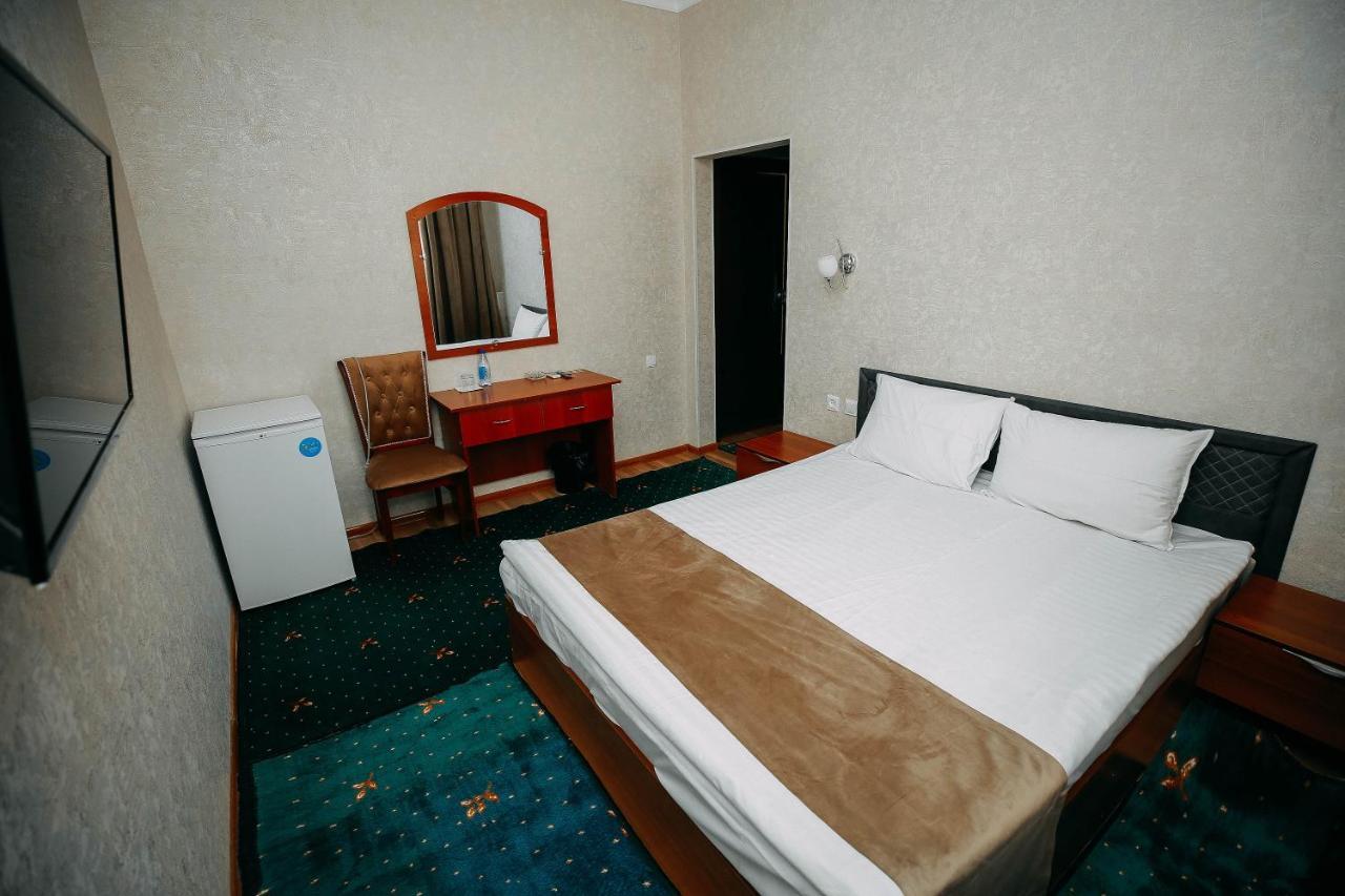 Fayz Hotel Urgench Buitenkant foto