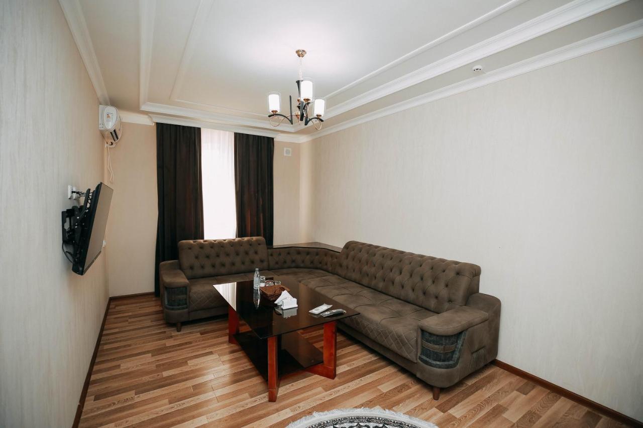 Fayz Hotel Urgench Buitenkant foto
