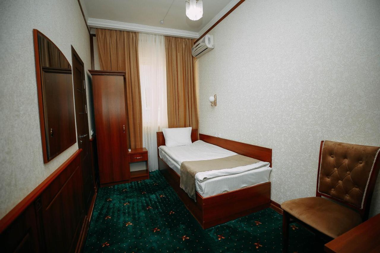 Fayz Hotel Urgench Buitenkant foto